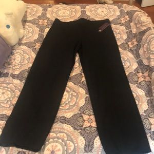 Gloria Vanderbilt NWT Jolie black pants